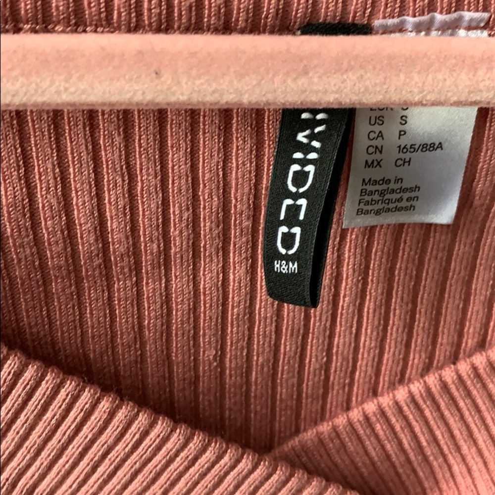 Sweater - Picture 2 of 5